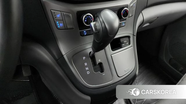 Hyundai The New Grand Starex id 4586545 из Кореи 28