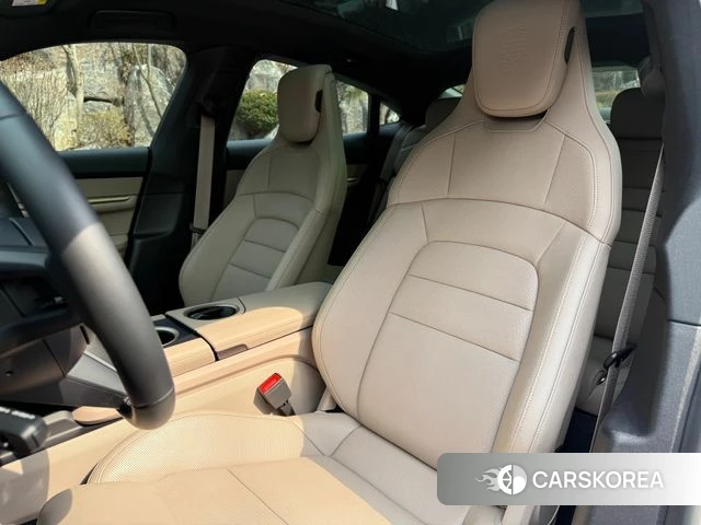 Porsche Taycan id 3793283 из Кореи 19