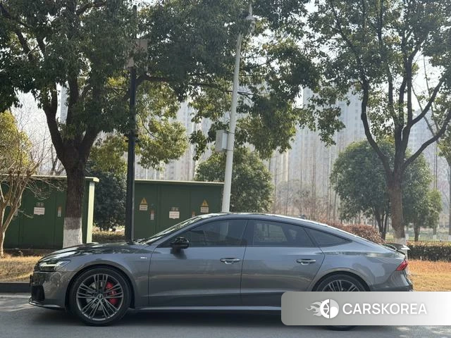 Audi A7 id 4276817 из Китая 9