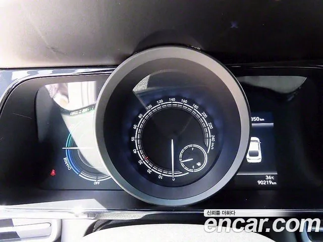 Hyundai Avante Hybrid (CN7) id 2921861 из Кореи 17