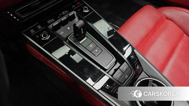 Porsche 911(992) id 4872312 из Кореи 19