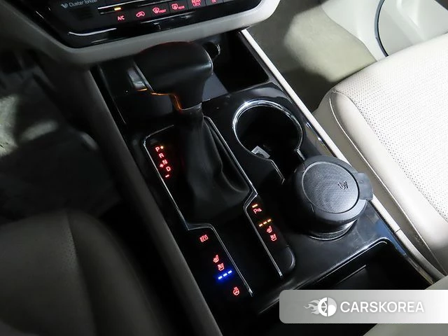 Kia The New Carnival id 4595708 из Кореи 19