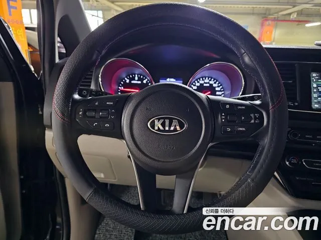 Kia The New Carnival id 2707051 из Кореи 19