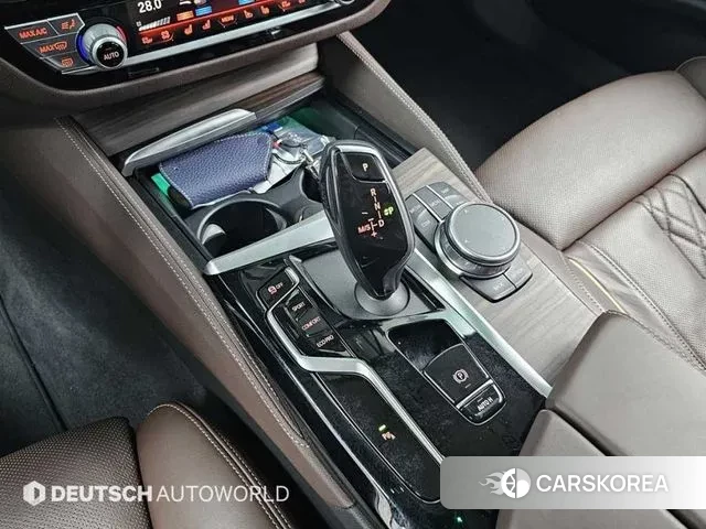 BMW 5 Series (G30) id 3601392 из Кореи 19