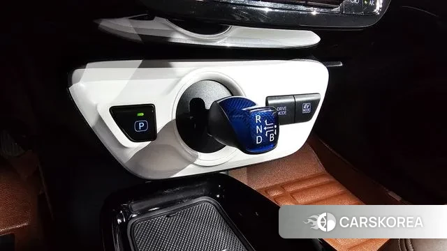 Toyota Prius 4th Generation id 3018795 из Кореи 19