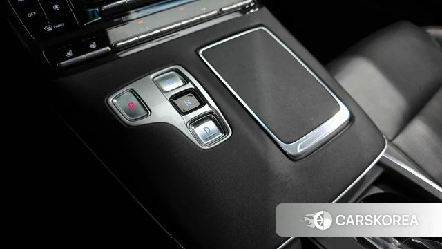 Hyundai The New Grandeur IG Hybrid id 4383937 из Кореи 35