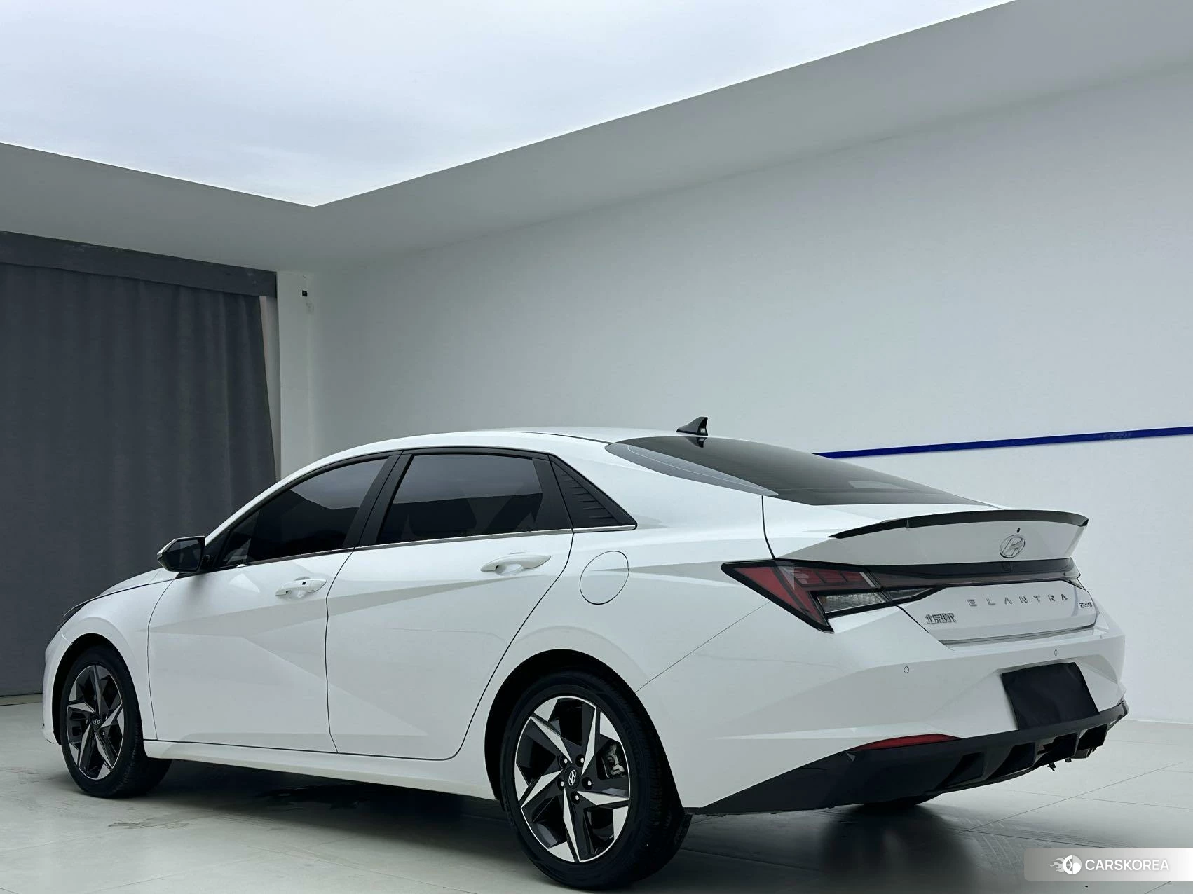 Hyundai Elantra id 4452137 из Китая 24