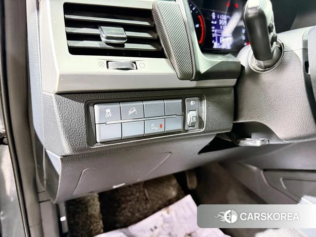 Ssangyong Rexton Sports id 4318342 из Кореи 19