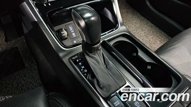 Hyundai Grandeur IG id 2427733 из Кореи 19