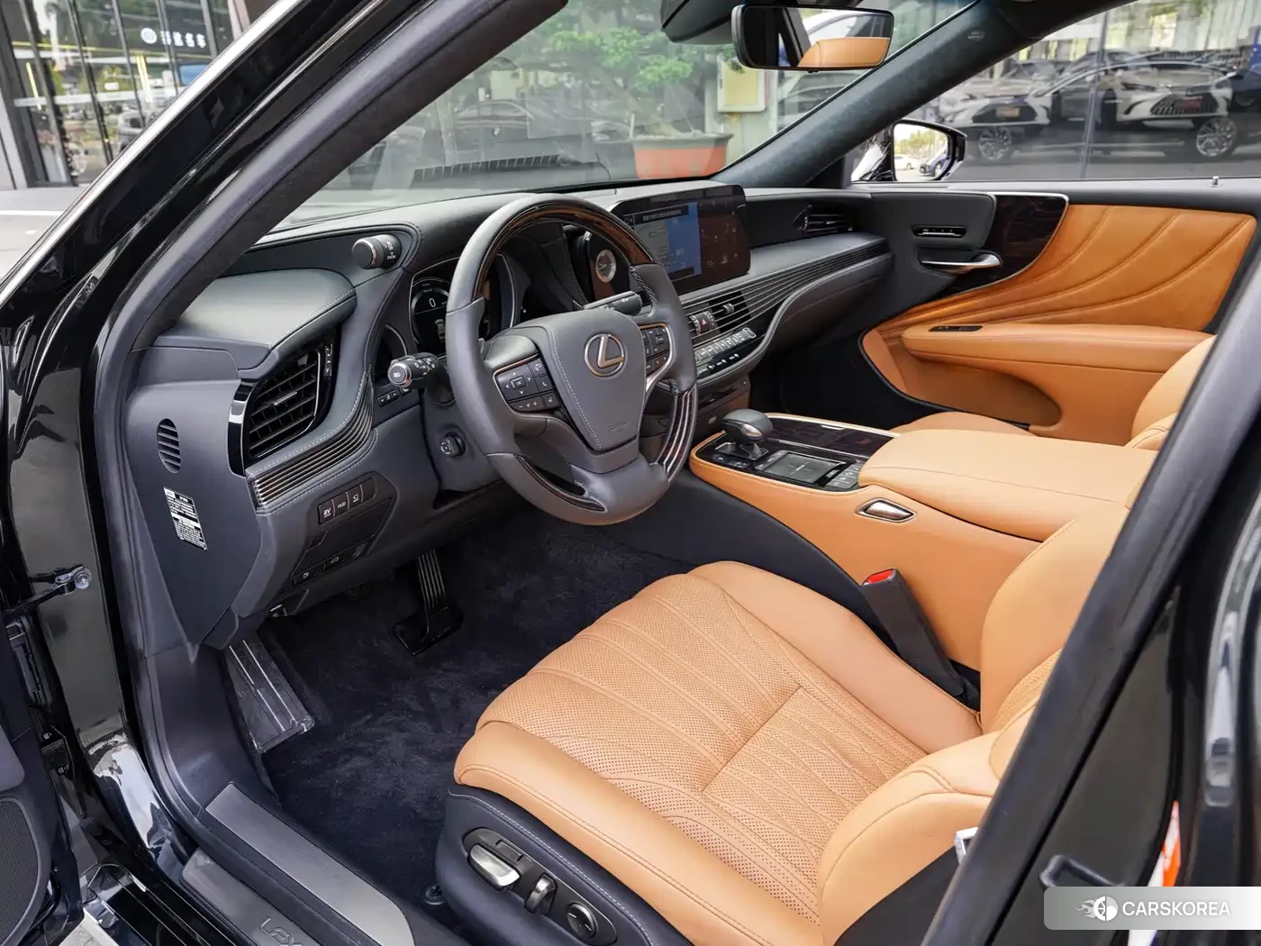 Lexus LS id 4583743 из Китая 23