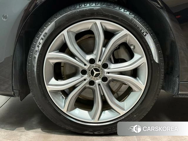 Mercedes-Benz E-class id 4263742 из Китая 36