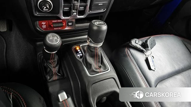 Jeep Wrangler (JL) id 3916919 из Кореи 19