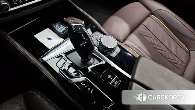 BMW 5 Series (G30) id 3654307 из Кореи 19