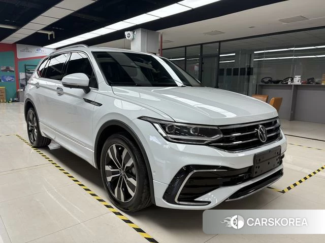 Volkswagen Tiguan L id 4259866 из Китая 9