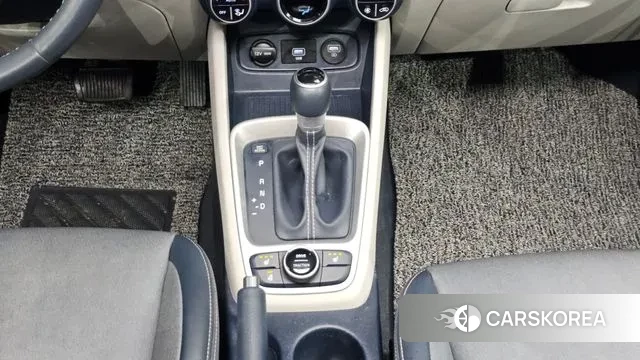 Hyundai Venue id 3612239 из Кореи 19