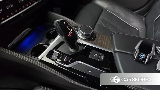 BMW 5 Series (G30) id 3330626 из Кореи 19