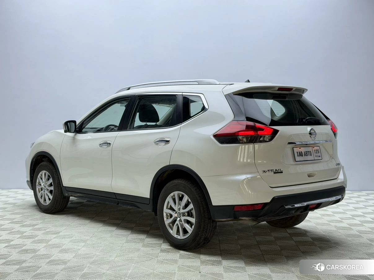 Nissan Qijun id 4512609 из Китая 14