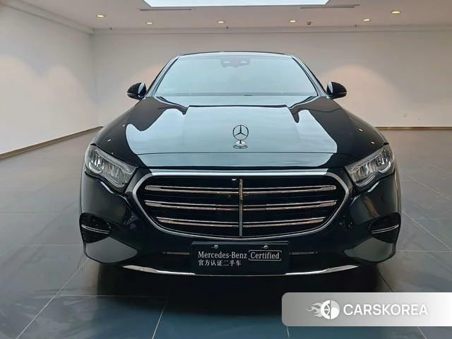 Mercedes-Benz E-class id 4265382 из Китая 18