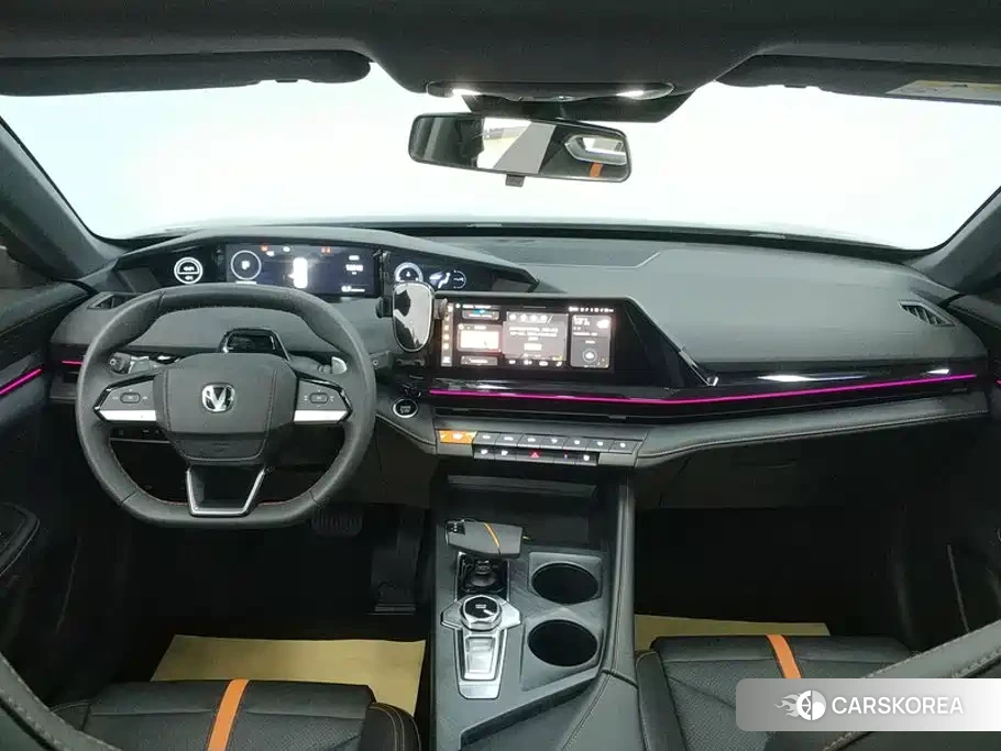 Chang'an Changan UNI-V id 4577556 из Китая 15