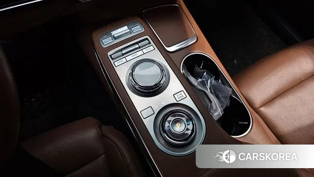 Genesis GV70 id 3535121 из Кореи 19