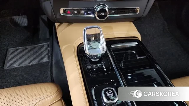 Volvo S90 id 3388307 из Кореи 19