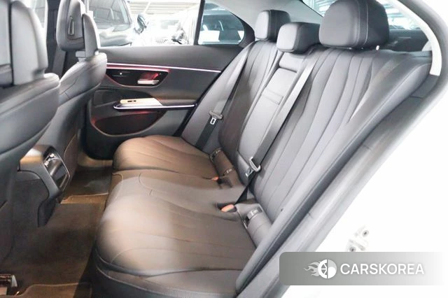 Mercedes-Benz E-Class W214 id 4607690 из Кореи 19