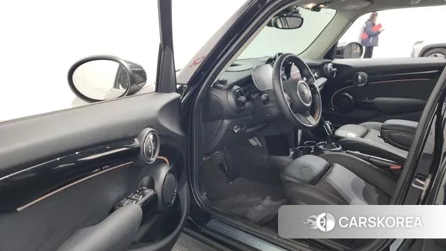 Mini Cooper id 3614936 из Кореи 19