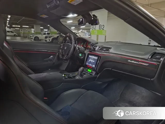 Maserati GranTurismo id 3215101 из Кореи 9