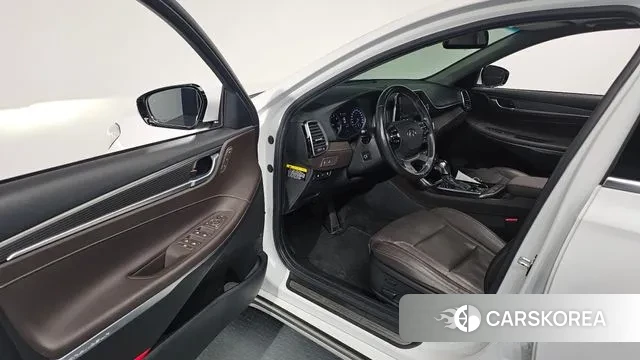 Hyundai Grandeur IG id 3520498 из Кореи 19