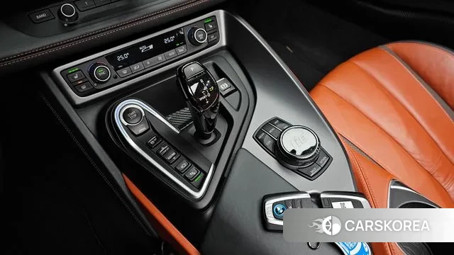 BMW i8 id 3356952 из Кореи 19