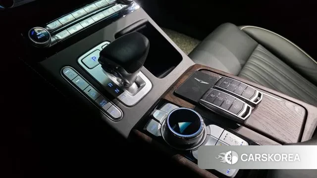 Genesis G90 id 3018023 из Кореи 19