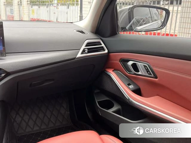BMW 3 series id 4297448 из Китая 17
