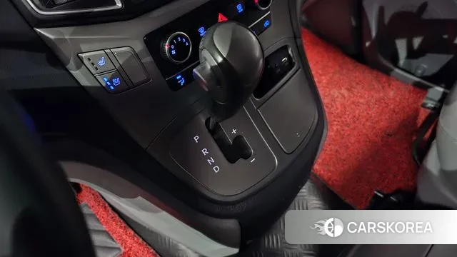 Hyundai The New Grand Starex id 3380001 из Кореи 19