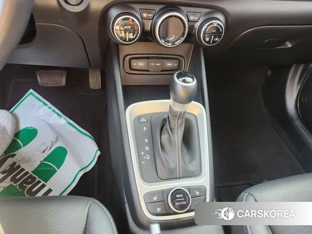 Hyundai Venue id 3777099 из Кореи 9