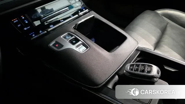 Hyundai The New Grandeur IG id 3253438 из Кореи 19