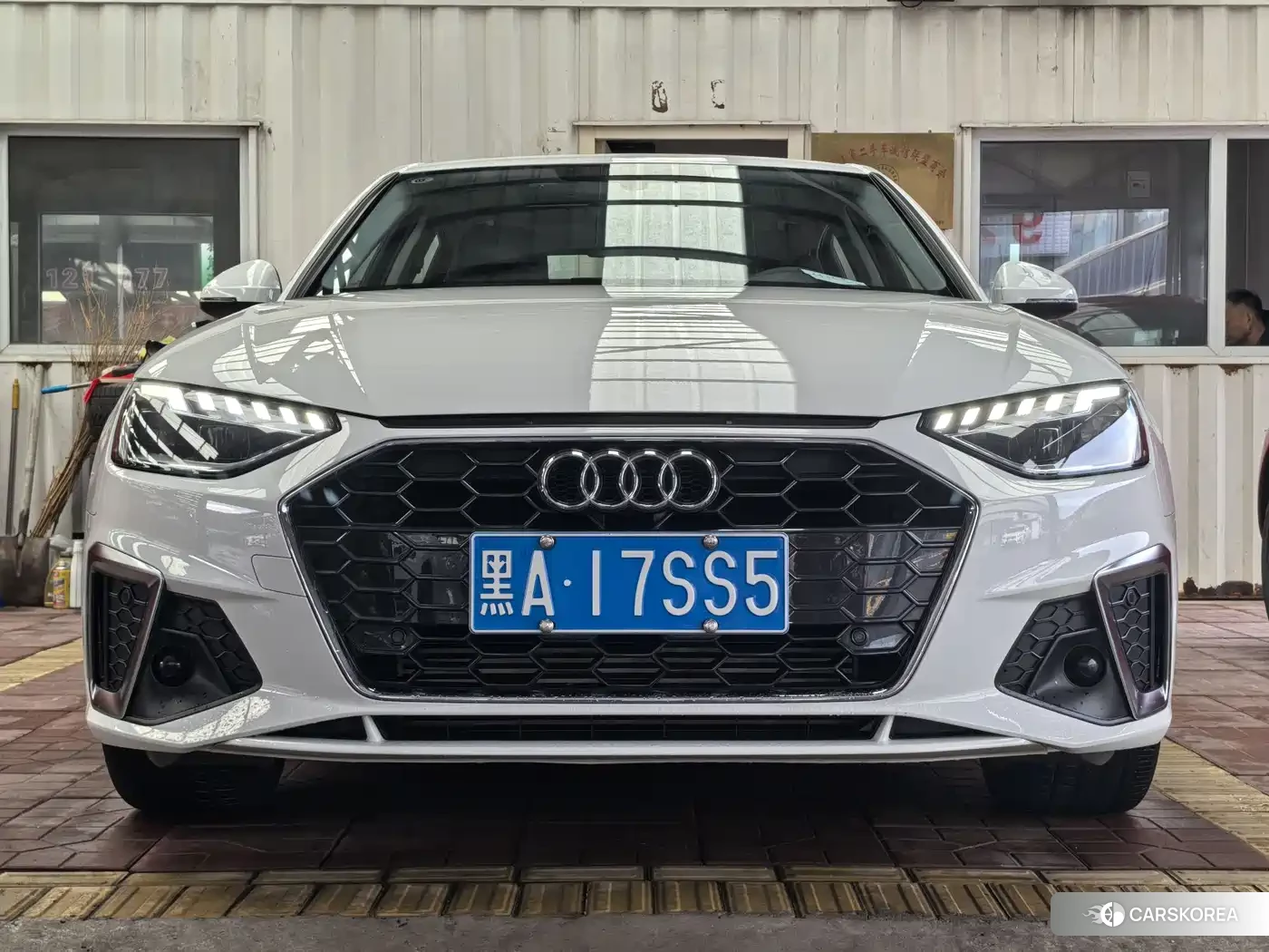 Audi A4L id 4628451 из Китая 9