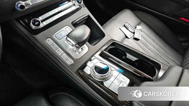 Genesis G90 id 3656197 из Кореи 19