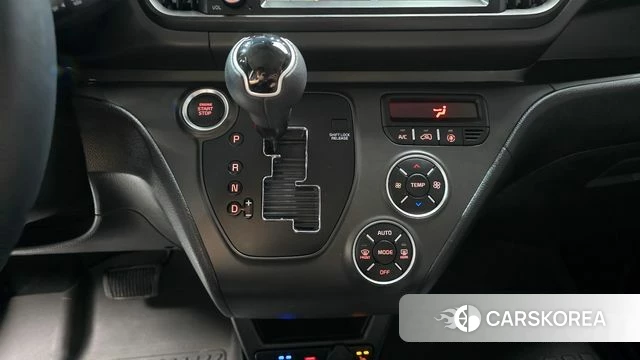 Kia The New Kia Ray id 4456213 из Кореи 32