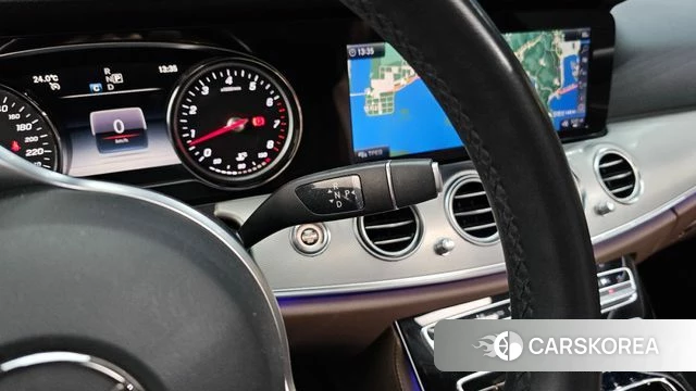 Mercedes-Benz E-Class W213 id 4551645 из Кореи 32