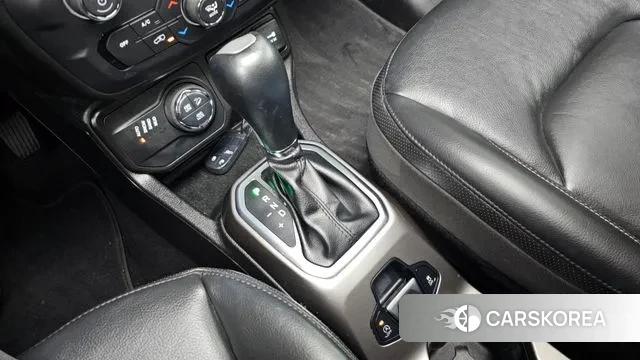 Jeep Renegade id 3434542 из Кореи 19