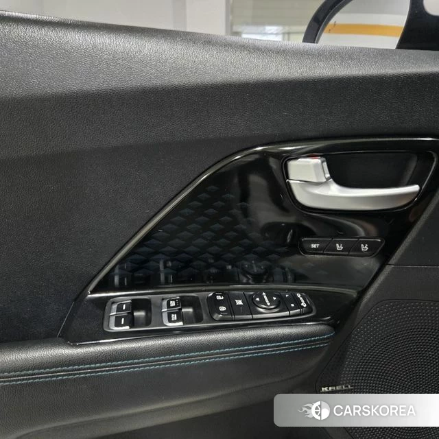 Kia Niro EV id 4309945 из Кореи 18