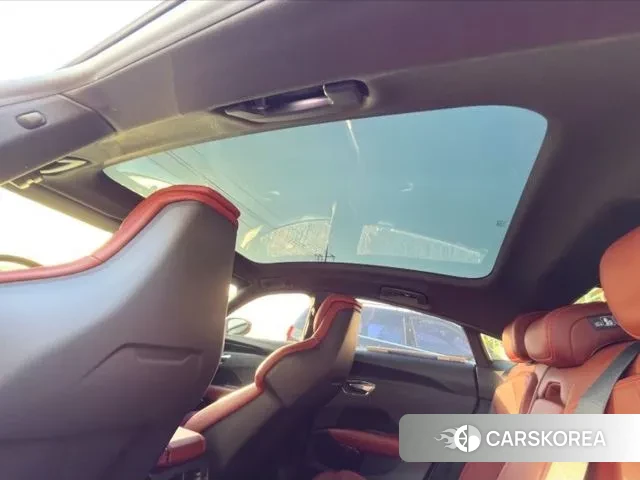 Audi e-Tron GT id 3482877 из Кореи 12