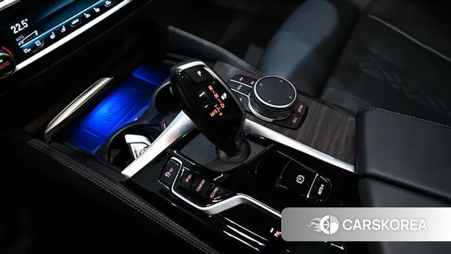 BMW 5 Series (G30) id 3513427 из Кореи 17