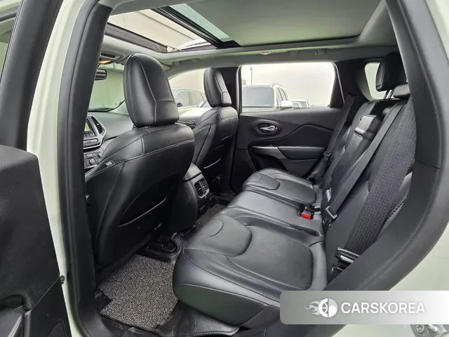 Jeep Cherokee (KL) id 2991060 из Кореи 16