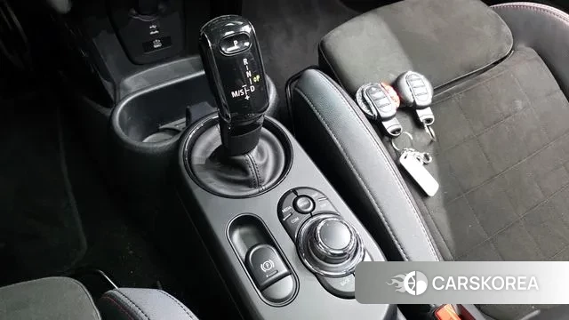 Mini Cooper S id 3610450 из Кореи 19