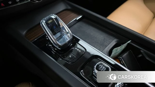 Volvo XC60 second Generation id 4309930 из Кореи 32
