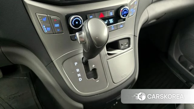Hyundai The New Grand Starex id 4284379 из Кореи 19