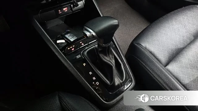 Kia Stonic id 3494456 из Кореи 19