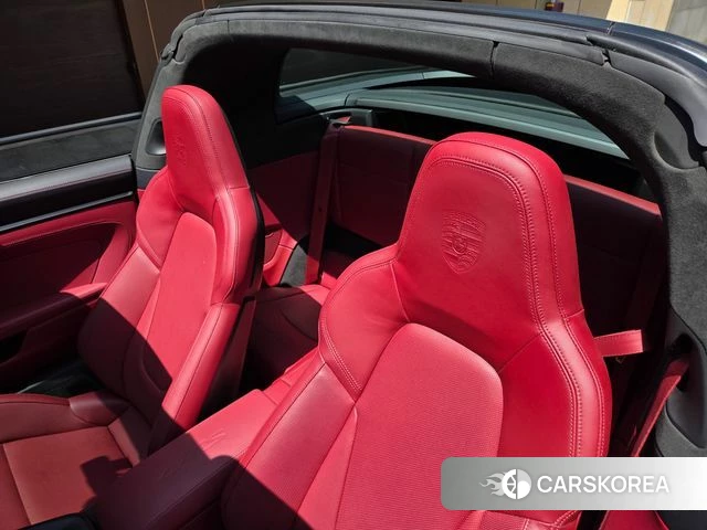 Porsche 911(992) id 4360183 из Кореи 19