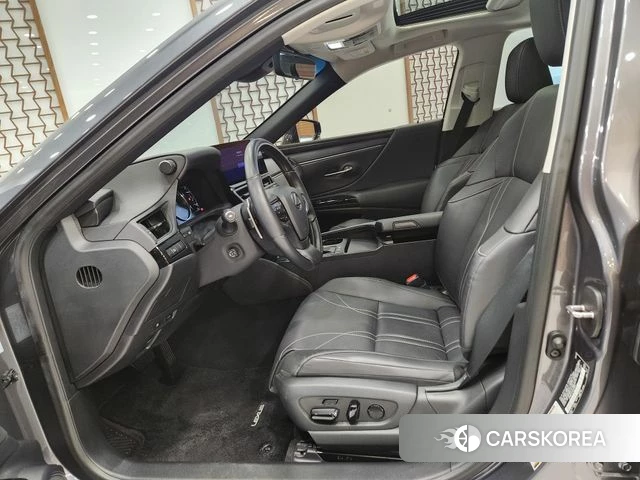 Lexus ES300h 7th generation id 3876877 из Кореи 14